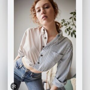 Urban Outfitters BDG Split Twist Cropped Button Down Shirt